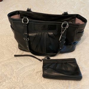 Coach shoulder bag/ wristlet